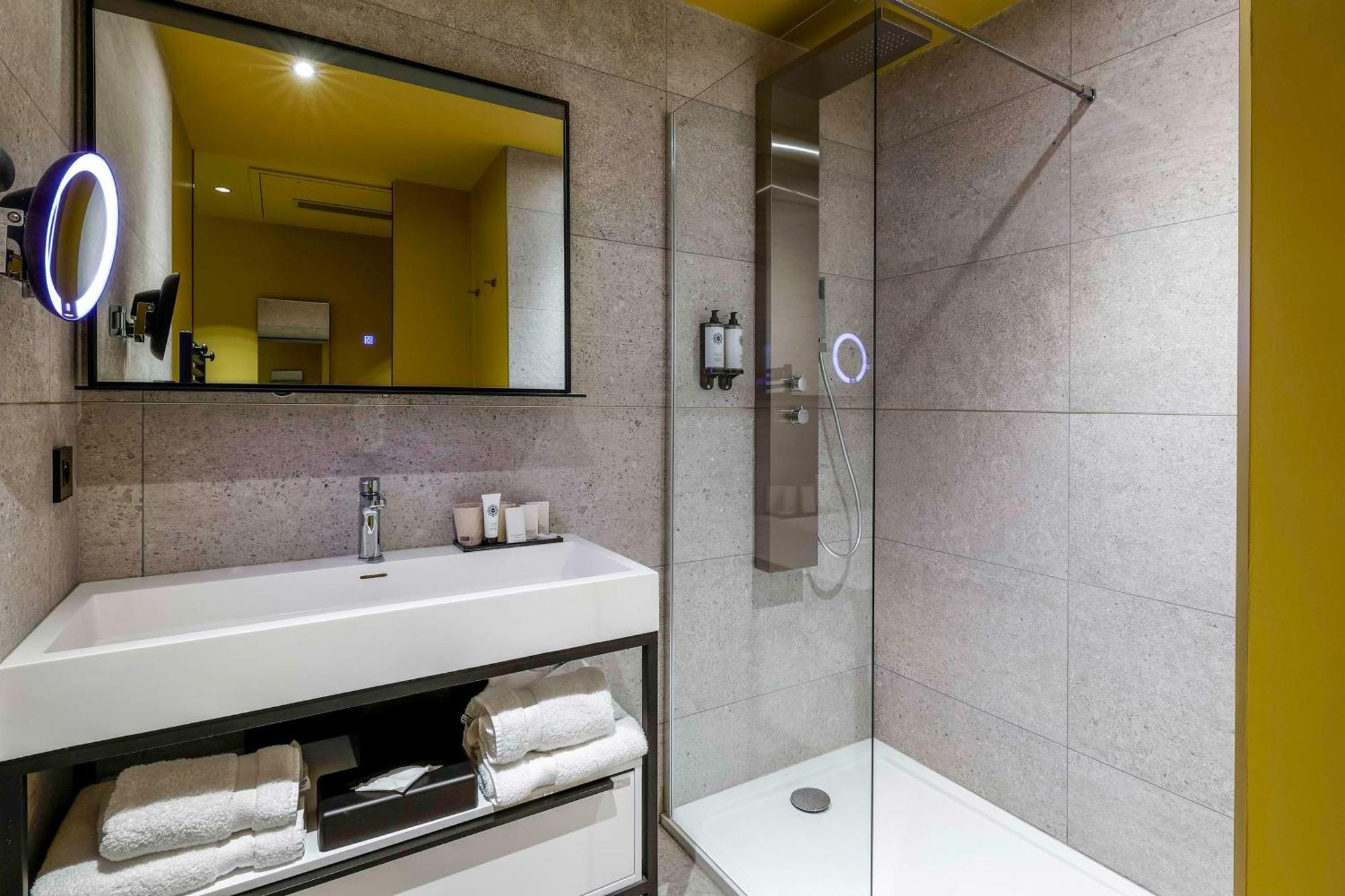 Leprince Hotel Spa; Best Western Premier Collection Ле-Ман Экстерьер фото